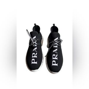EUC!!! Worn Once! Prada Calzature Donna Black and White Logo Sneakers